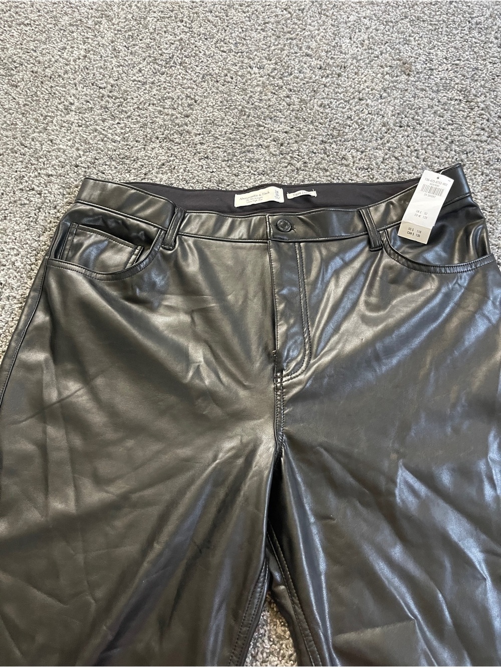 Abercrombie & fitch 90s straight leg ultra high rise black vegan leather pants - Picture 4 of 8